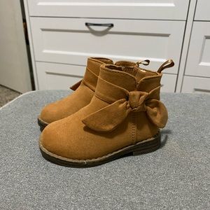 Baby gap booties